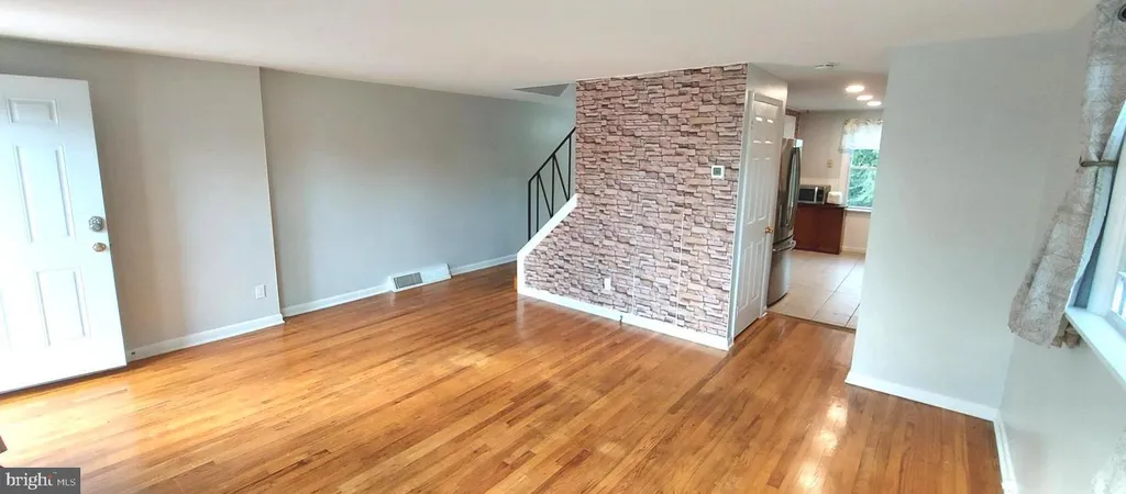 Additional image 27 of 616 N Dupont Road, Wilmington, DE 19804