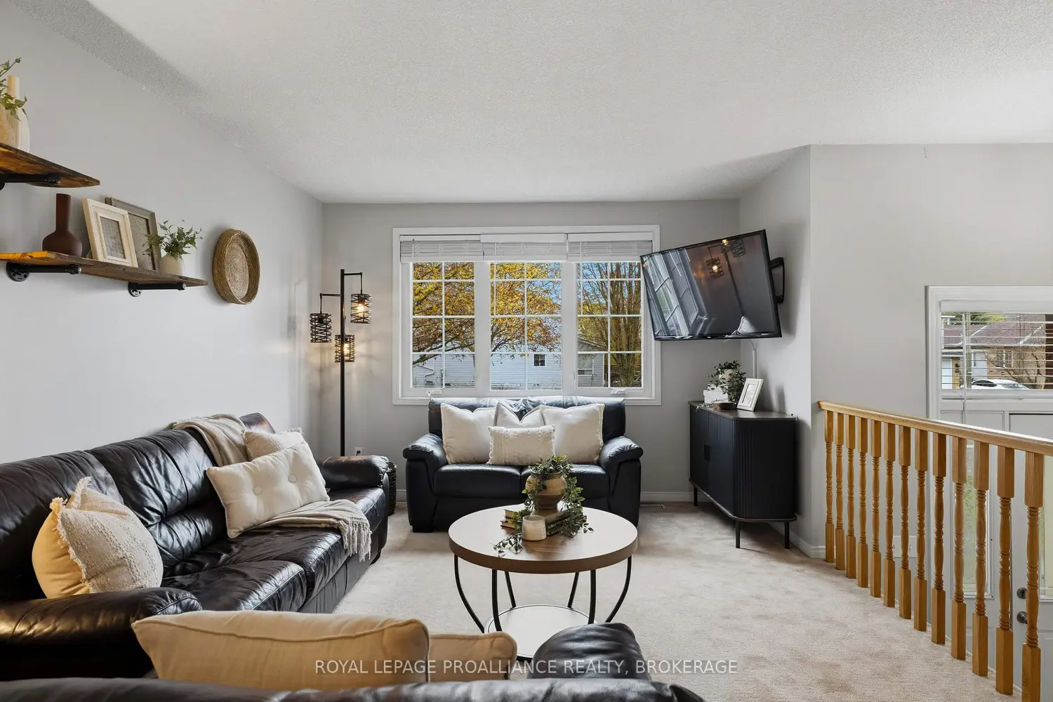 Additional image 3 of 1044 Waterbury Crescent