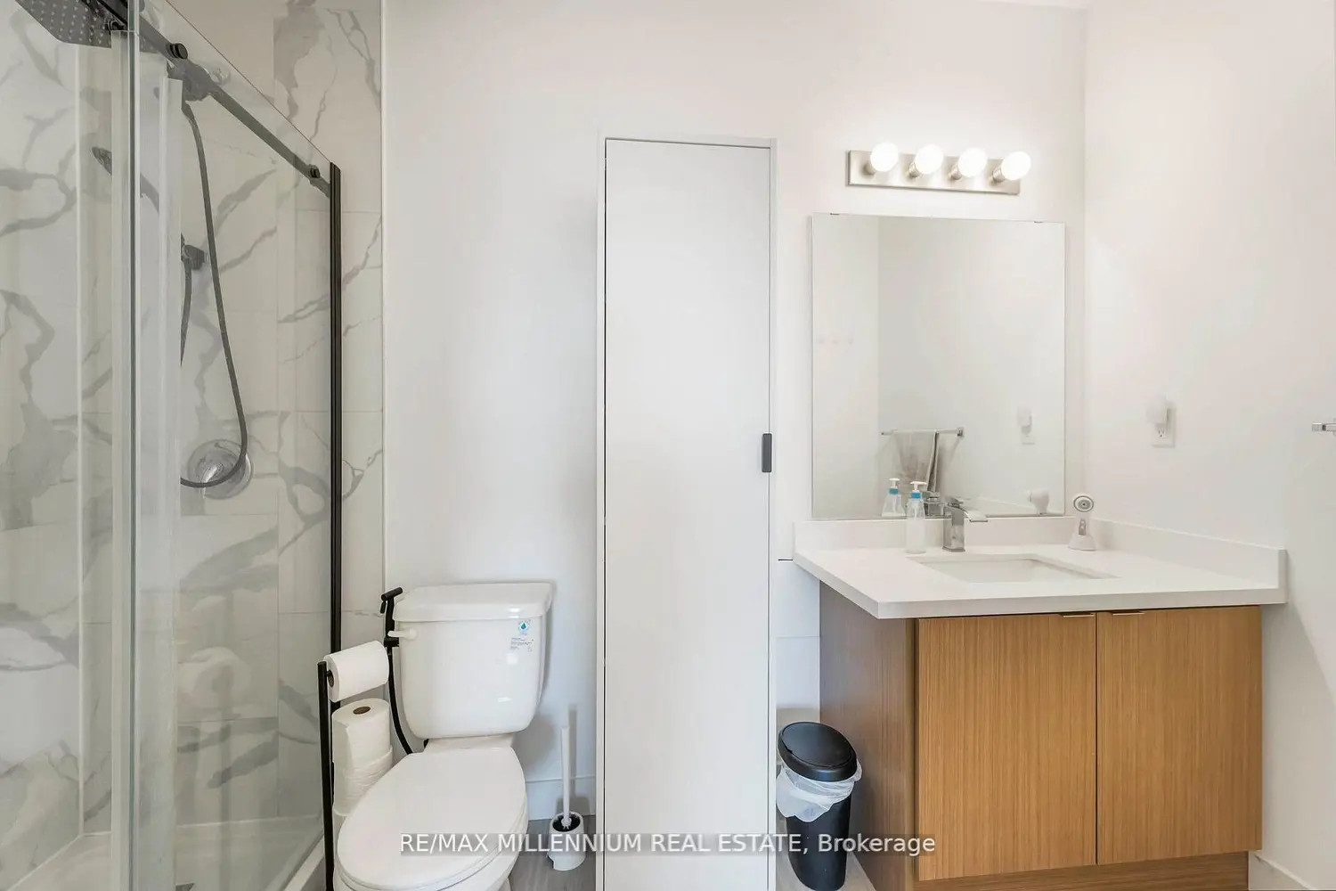 Additional image 14 of 408 Dundas Street 306