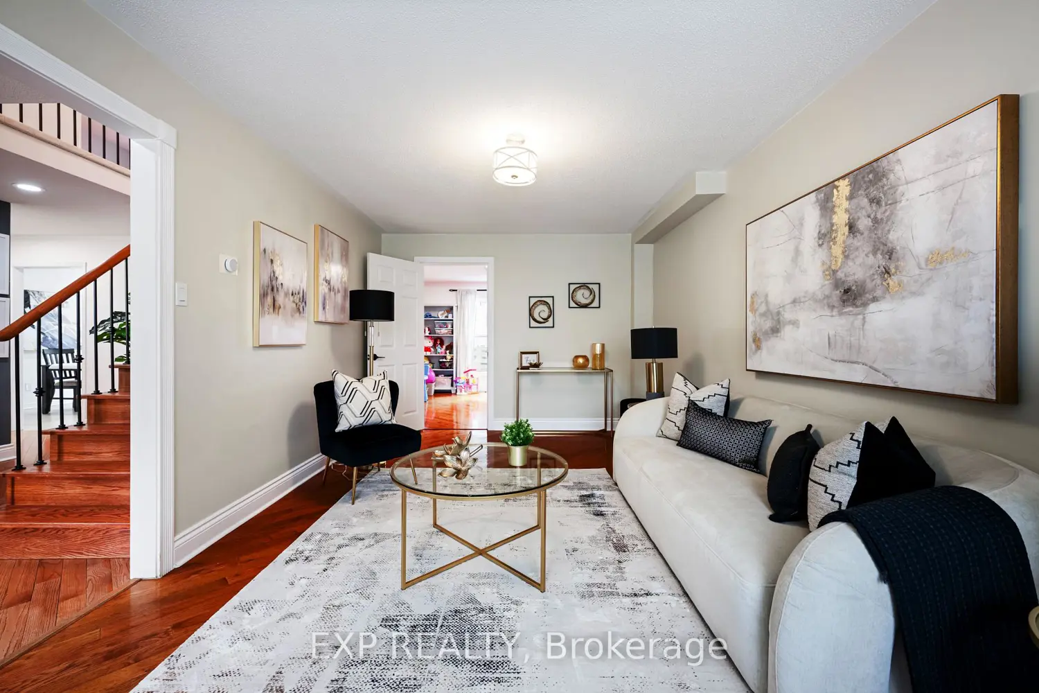 Additional image 3 of 218 Kensington Place