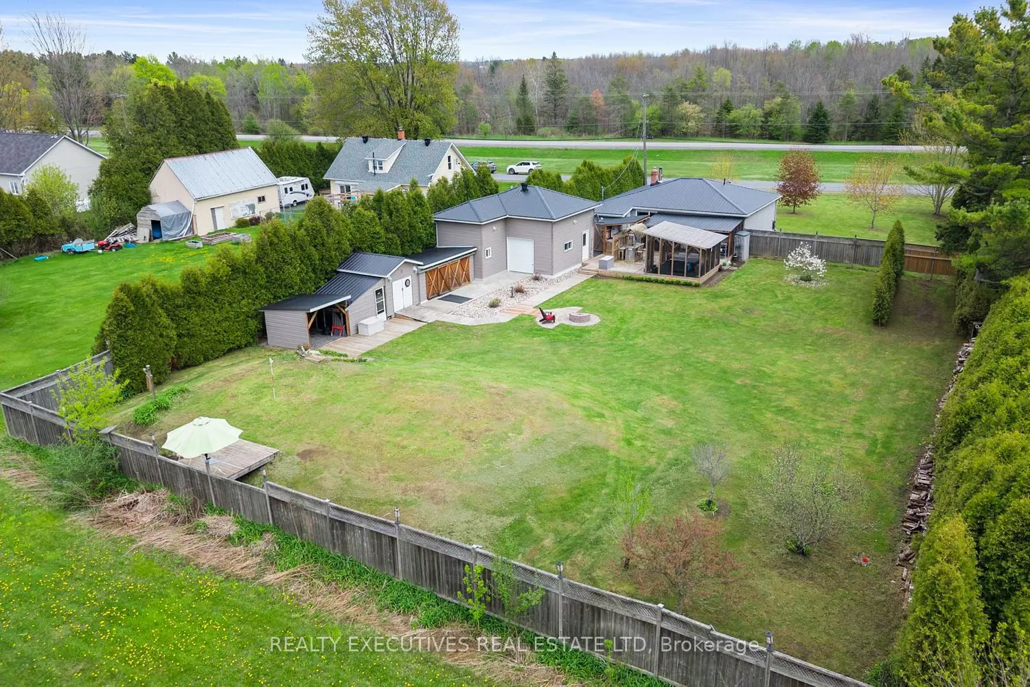 Additional image 15 of 13035 Riverside Drive