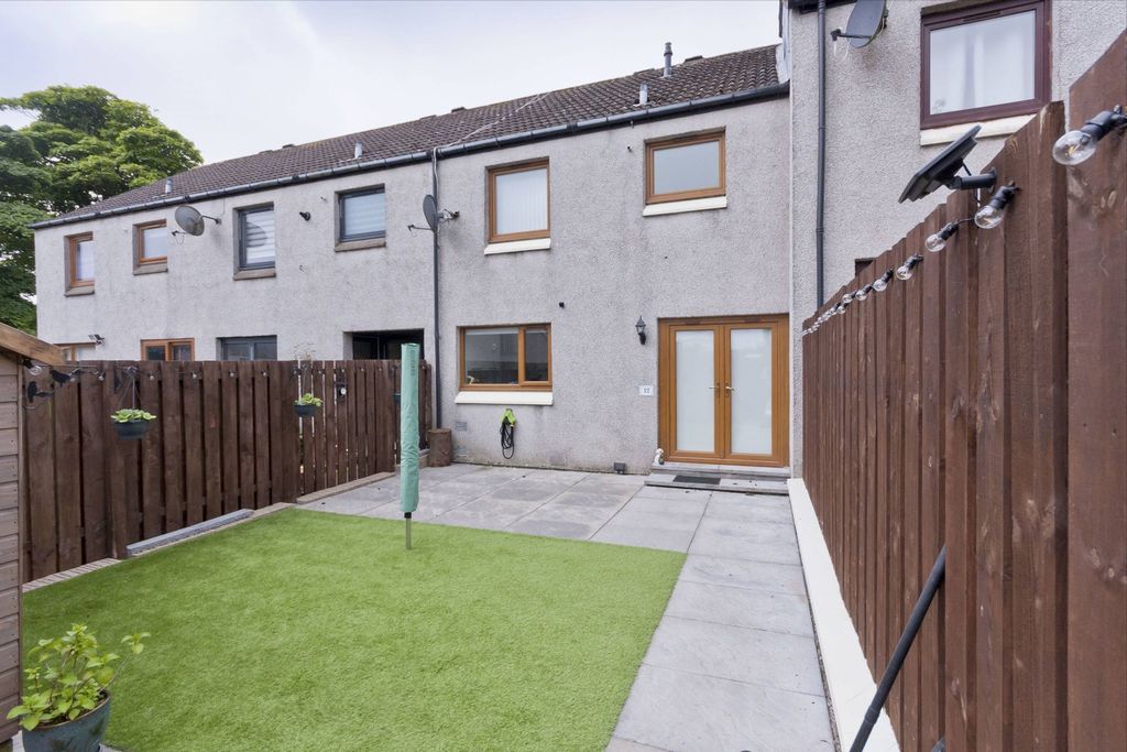 Additional image 13 of 2 bed terraced house to rentOrkney Avenue, Sheddocksley, Aberdeen AB16