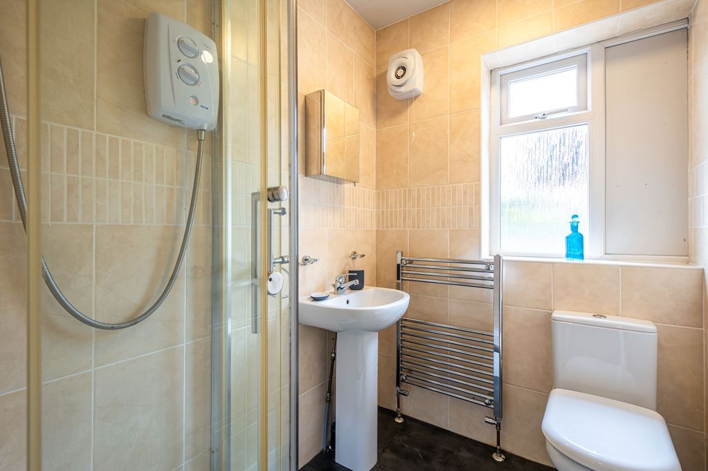 Additional image 11 of 8 bed shared accommodation to rentStanmore Crescent, Leeds LS4