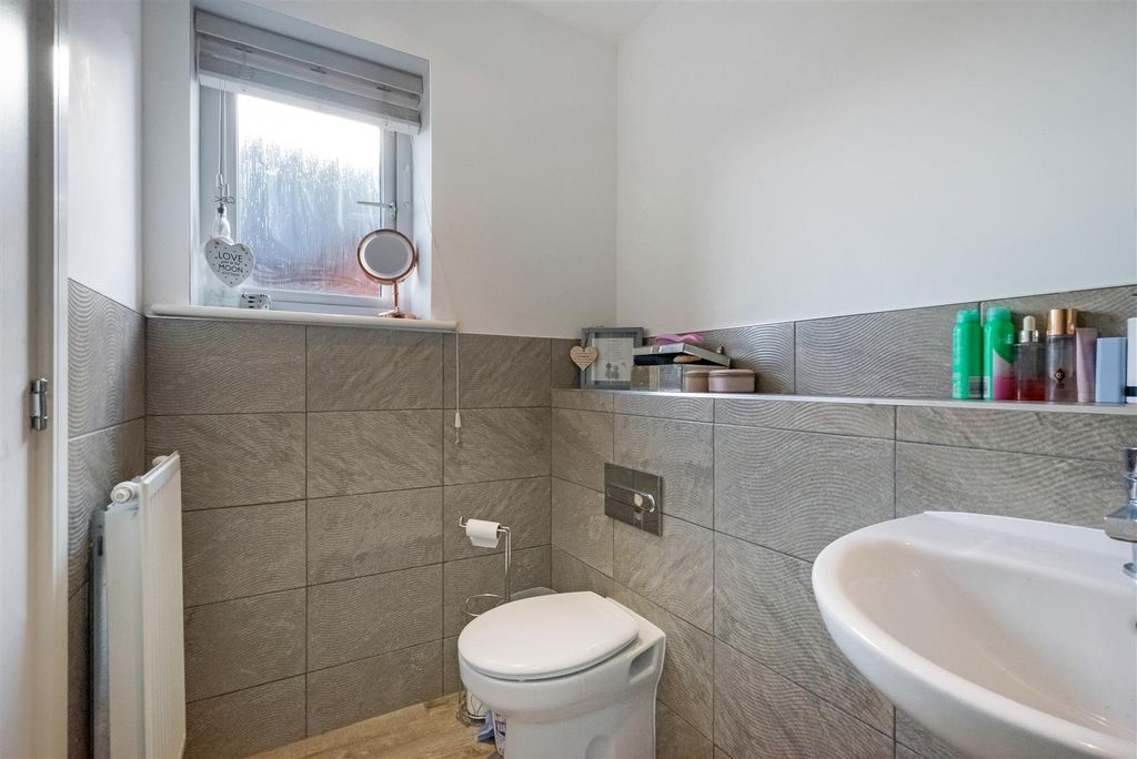 Additional image 26 of 4 bed detached house for saleRoundhill Road, Hurworth, Darlington DL2