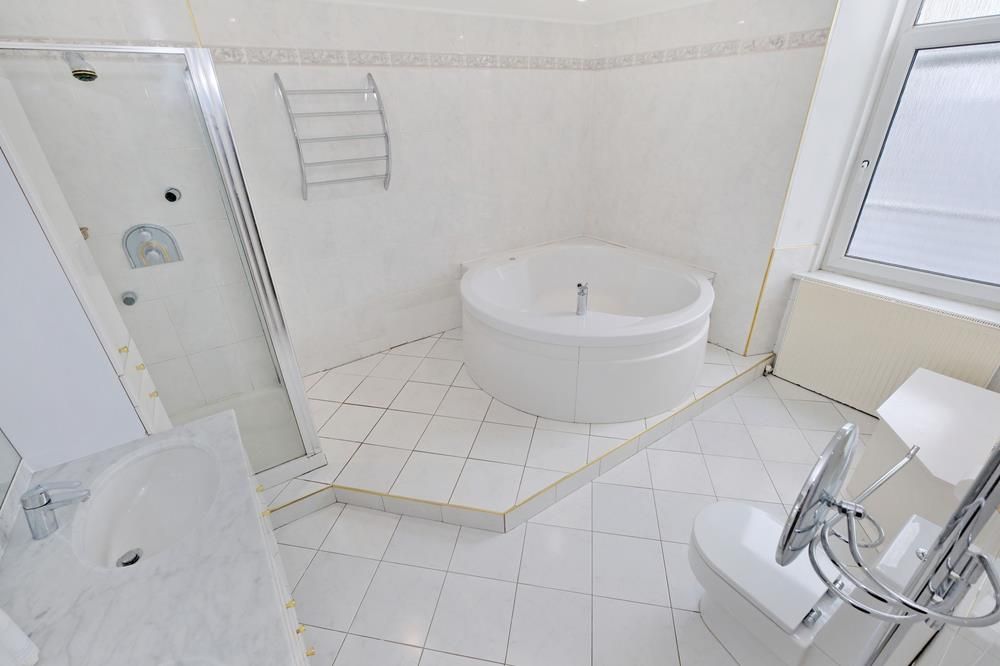 Additional image 17 of 6 bed semi-detached house to rentRubislaw Den North, Aberdeen AB15