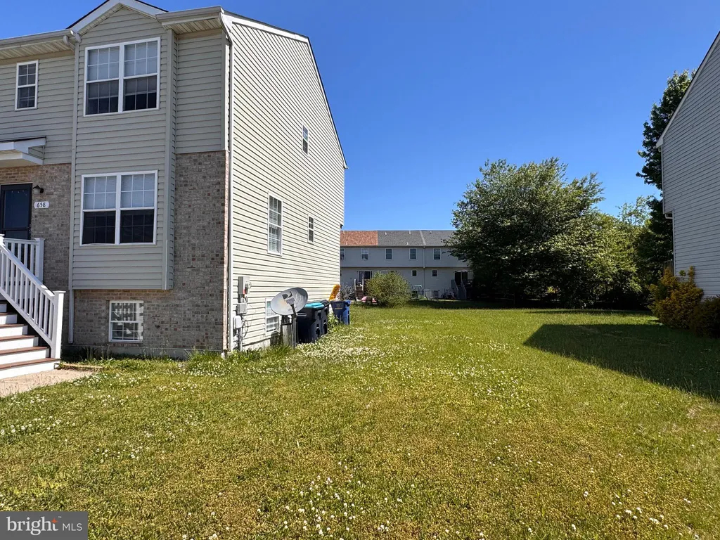 658 Dairy Drive, Smyrna, DE 19977
