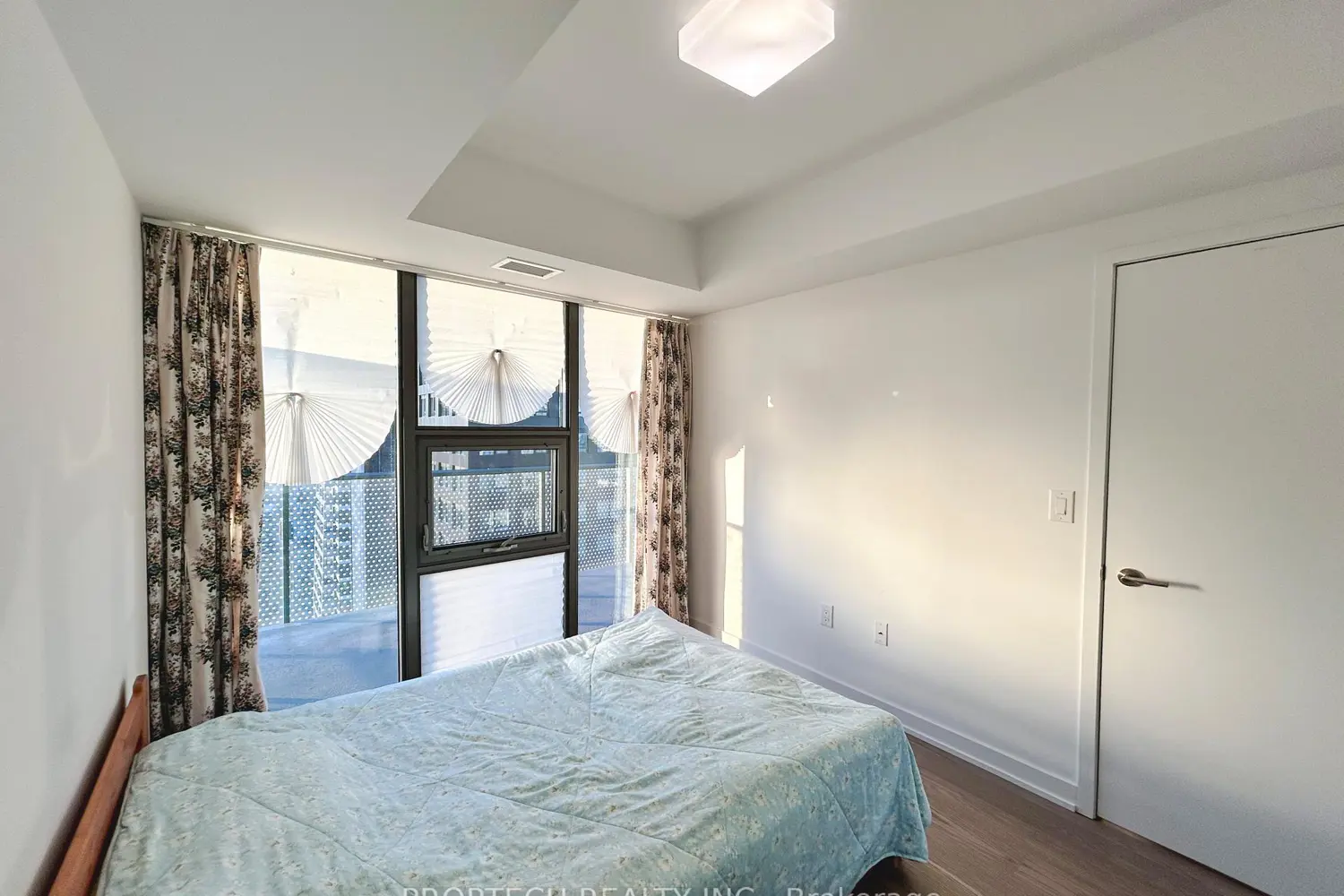 Additional image 6 of 11 Wellesley Street 4209