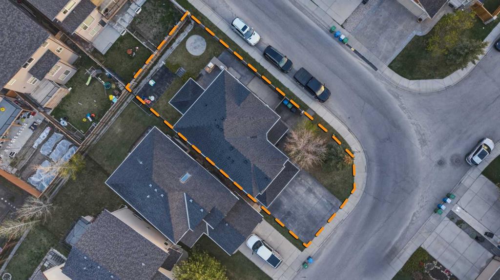 Additional image 2 of 225 Panamount Road, Calgary, AB, T3K 0H9