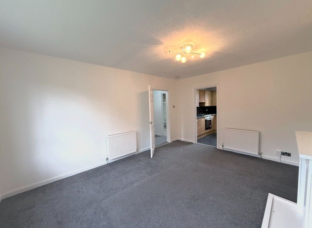 Additional image 7 of 3 bed detached house to rentAcademy Place, Bannockburn, Stirling FK7