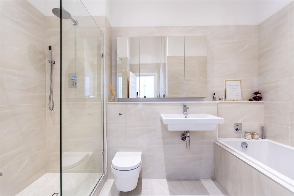 Additional image 15 of 3 bed flat for saleNorthumberland House, Repton Park, Woodford Green IG8