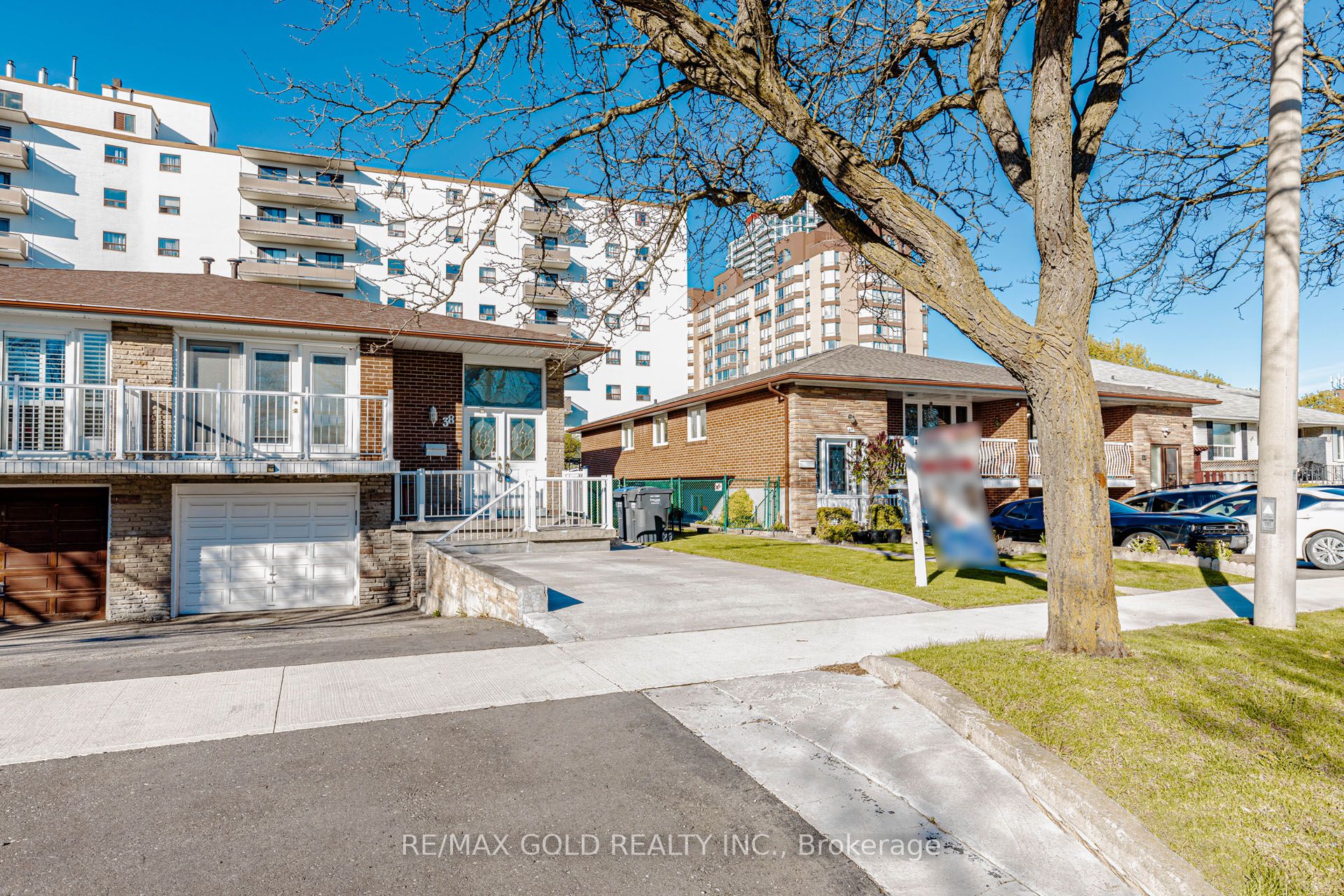 Additional image 2 of 38 Achill Crescent, Mississauga, ON, L5B 1L1