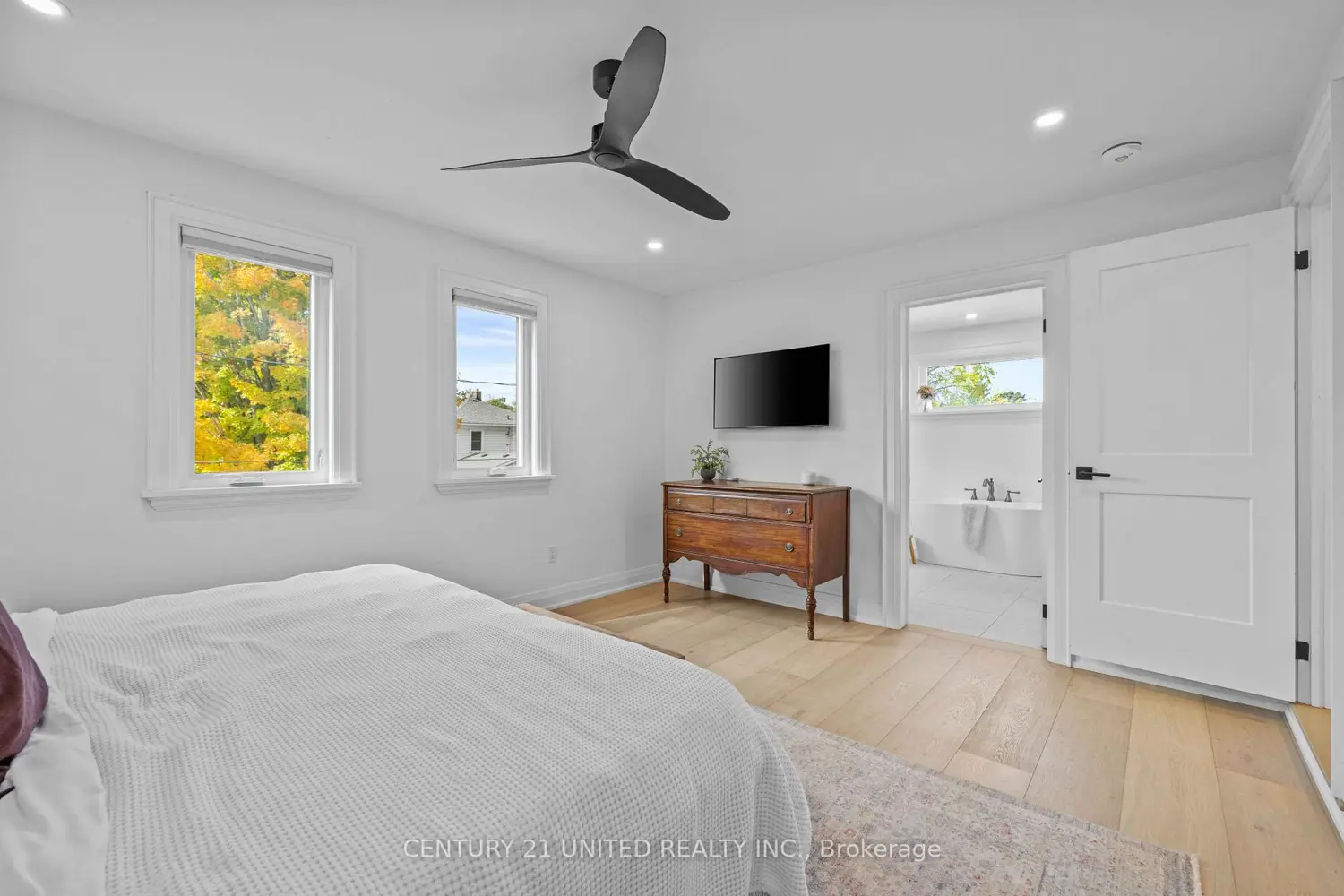 Additional image 10 of 753 Chesterfield Avenue