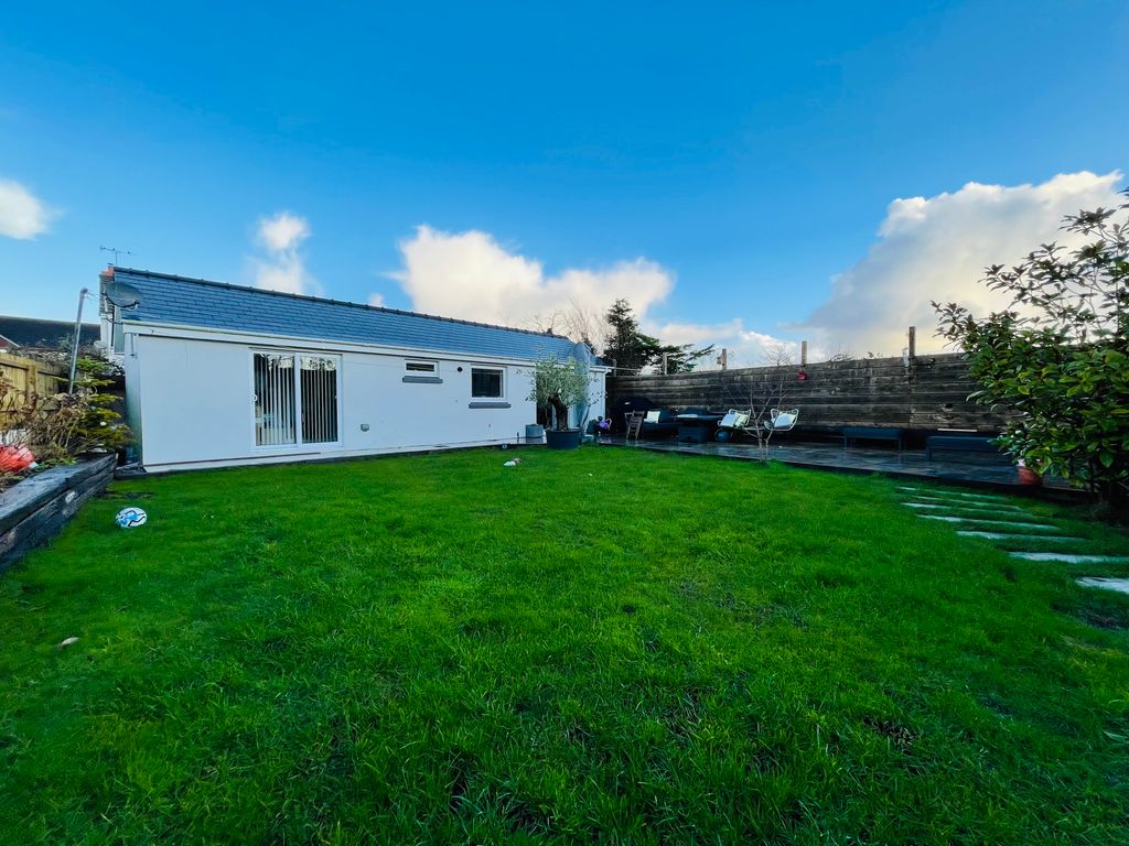 Additional image 13 of 6 bed property to rentCarmarthen Road, Kilgetty SA68