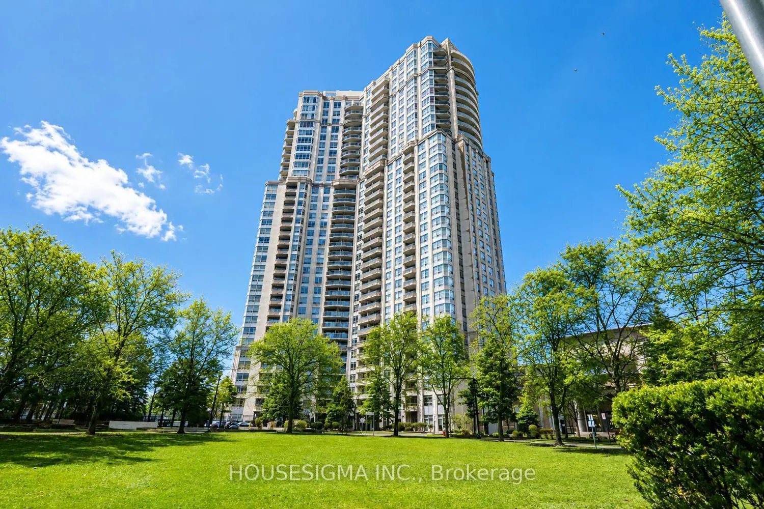35 Kingsbridge Garden Circle 513