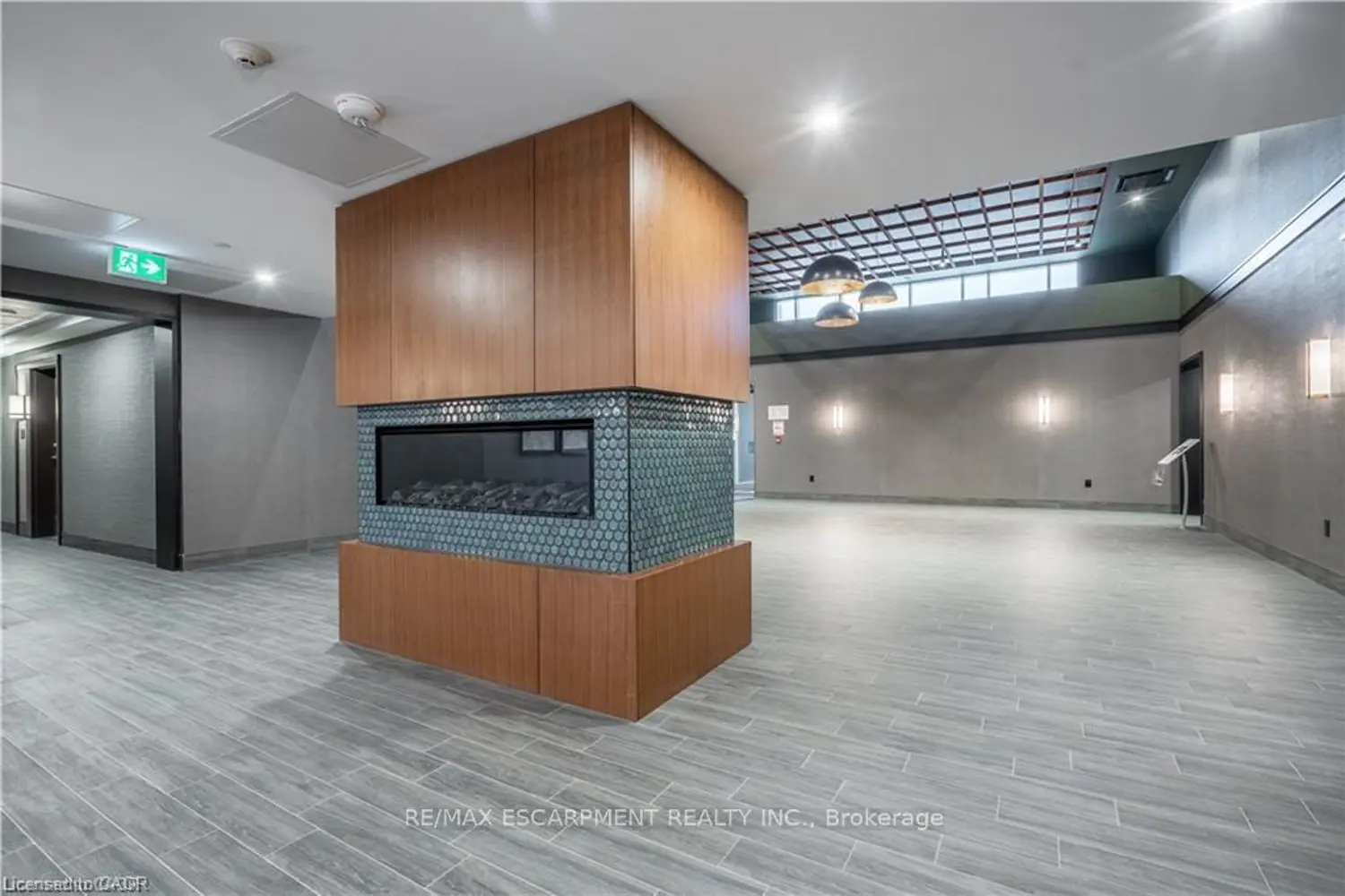 Additional image 16 of 450 Dundas Street 419
