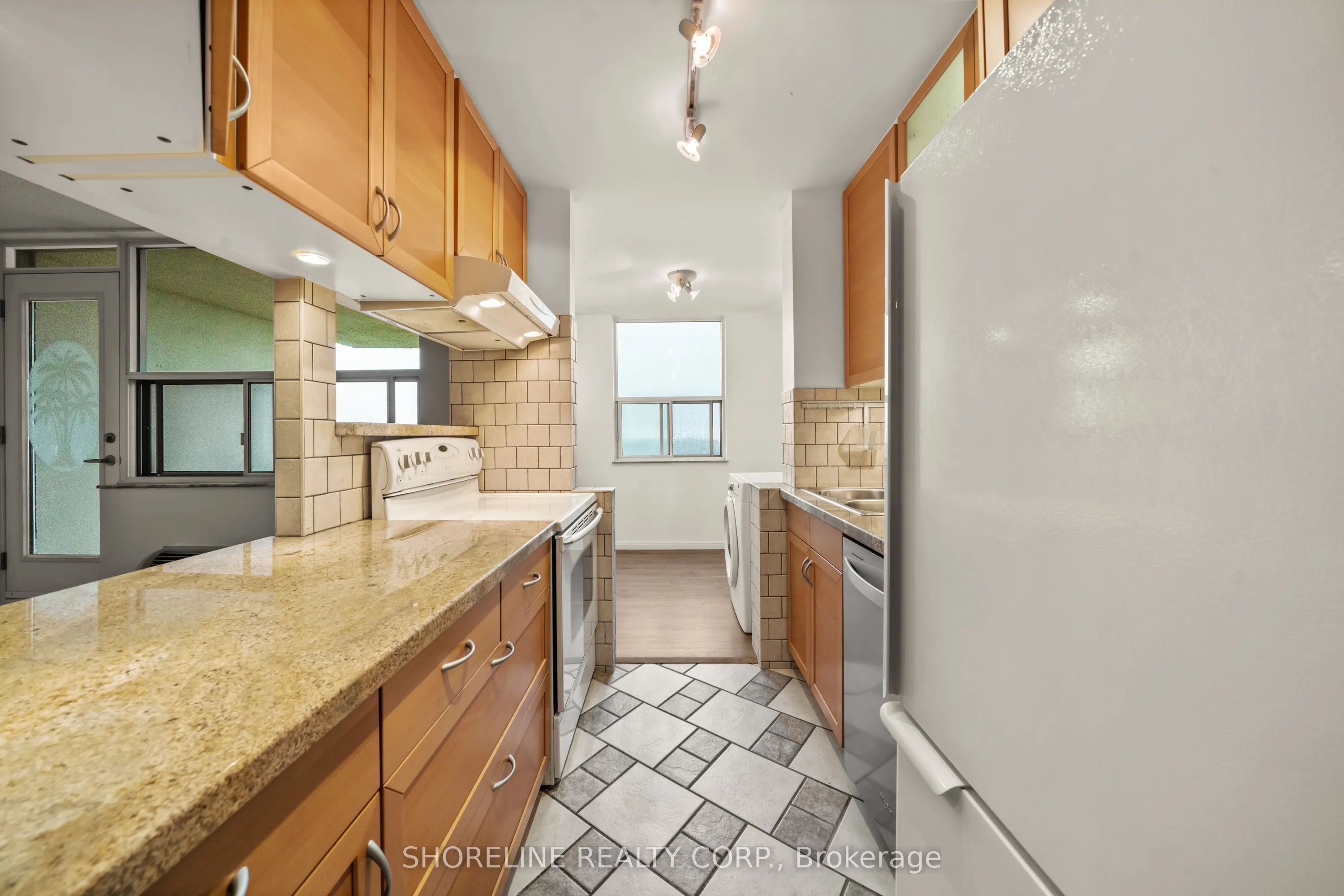 Additional image 6 of 1506-966 Inverhouse Drive, Mississauga, ON, L5J 4B6