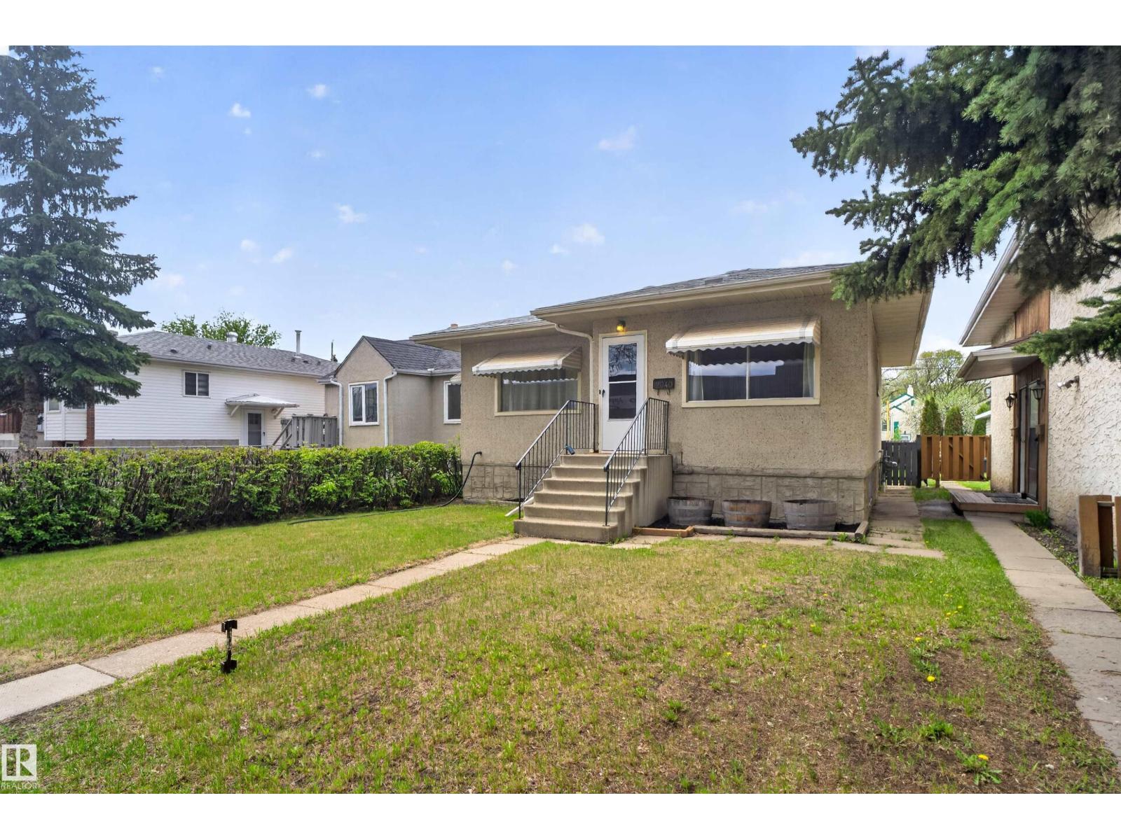 Additional image 2 of 12040 76 Street NW, Edmonton, AB, T5B2C8