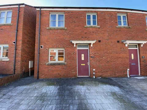 Lle Crymlyn, Llandarcy, Neath. SA10