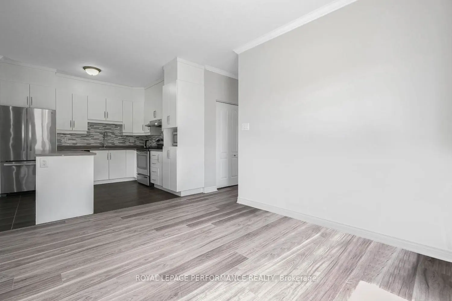 Additional image 7 of 181 Bourdeau Boulevard 3
