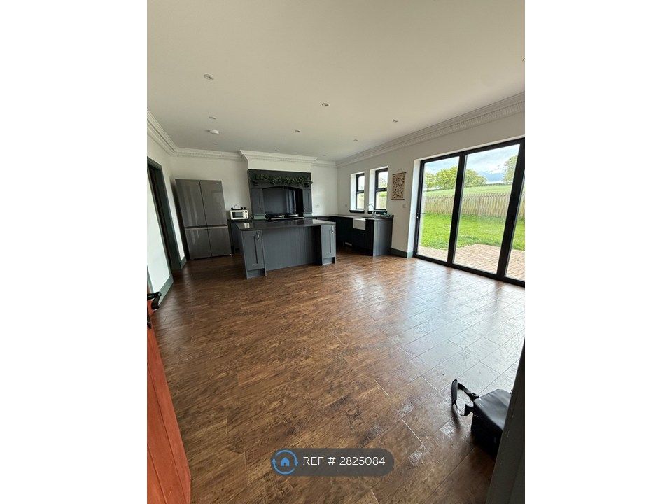 Additional image 11 of 4 bed detached house to rentThe Three Sisters, East Kilbride G75