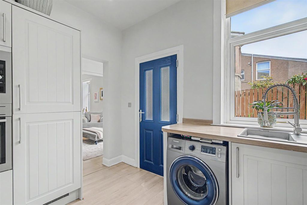 Additional image 29 of 2 bed flat for saleDenholm Street, Greenock PA16