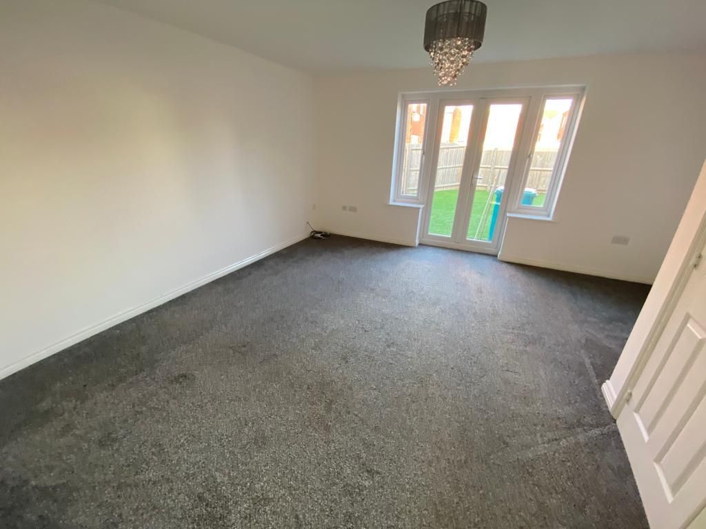 Additional image 3 of 3 bed semi-detached house to rentIscoed, Llanelli SA15