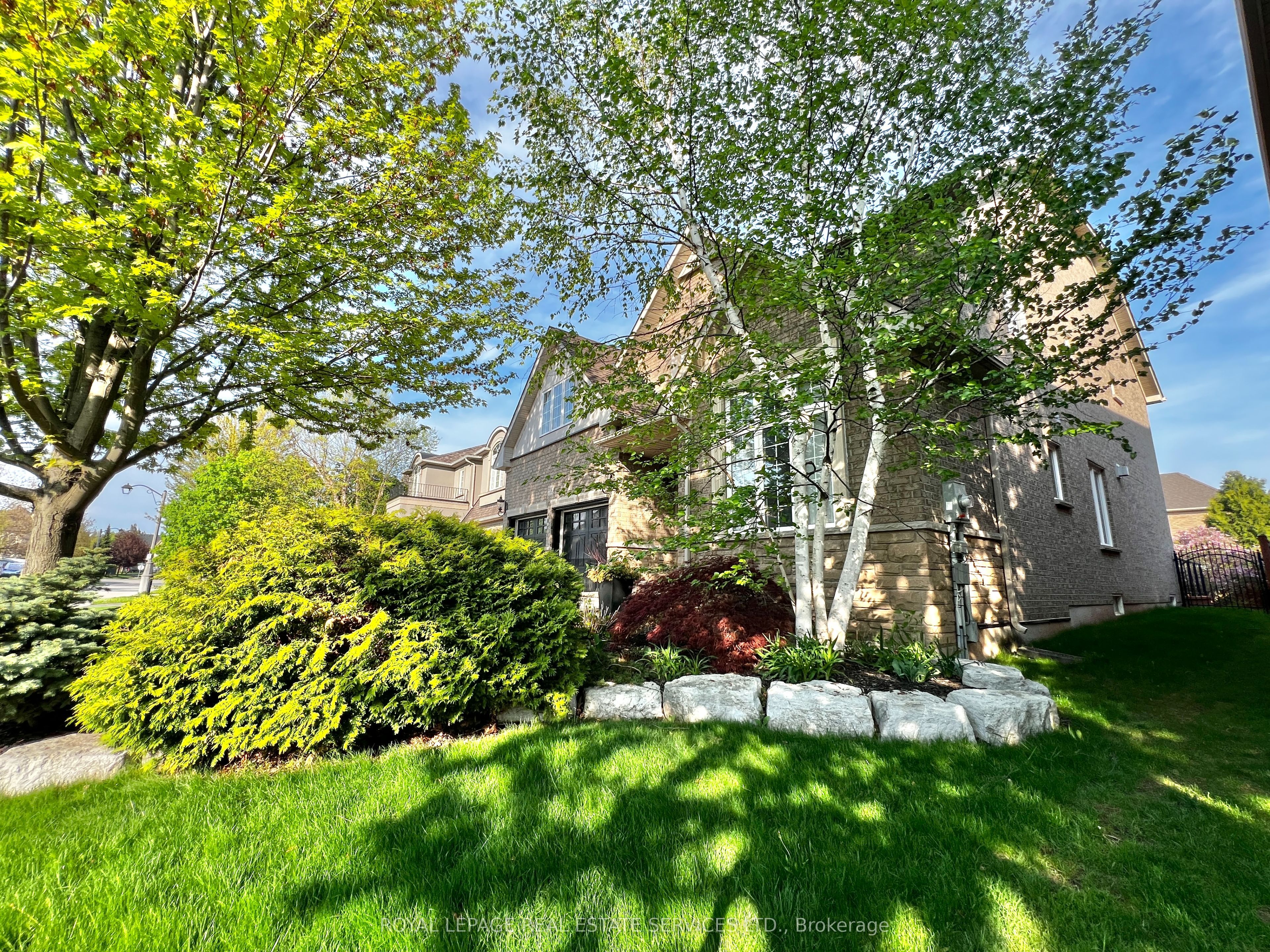 Additional image 3 of 3306 Fox Run Circle, Oakville, ON, L6L 6W5