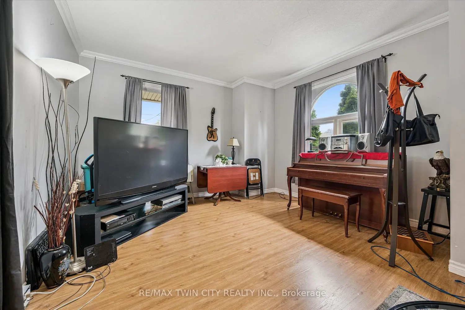 Additional image 6 of 27 Roseview Avenue