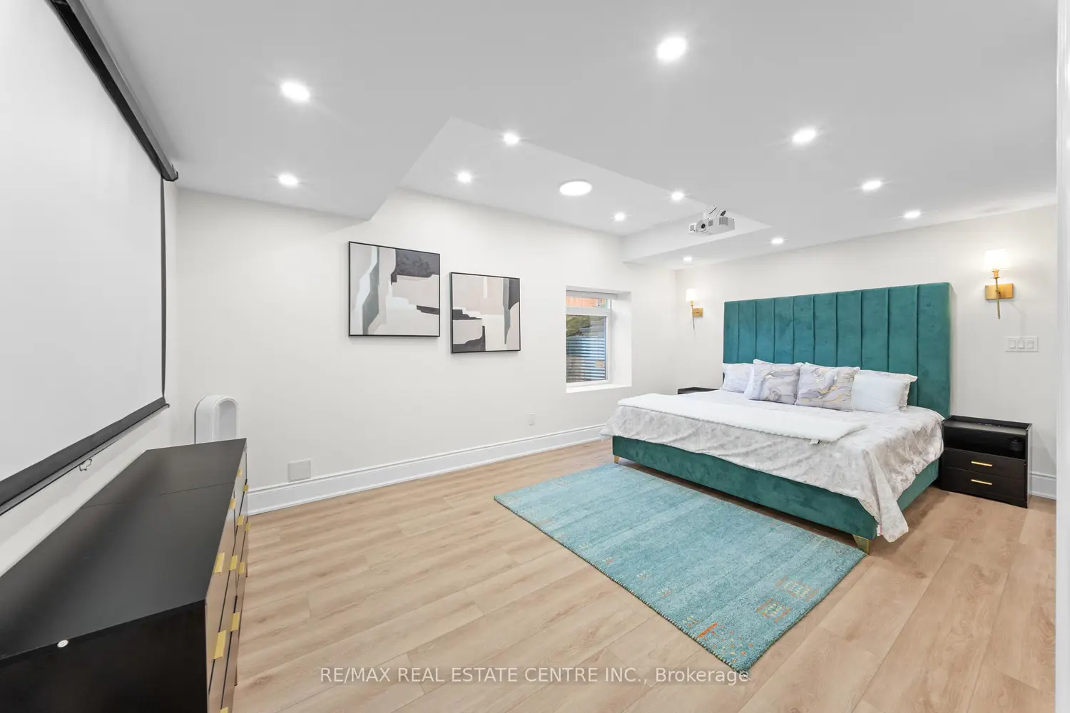 Additional image 17 of 67 Rolling Green Court