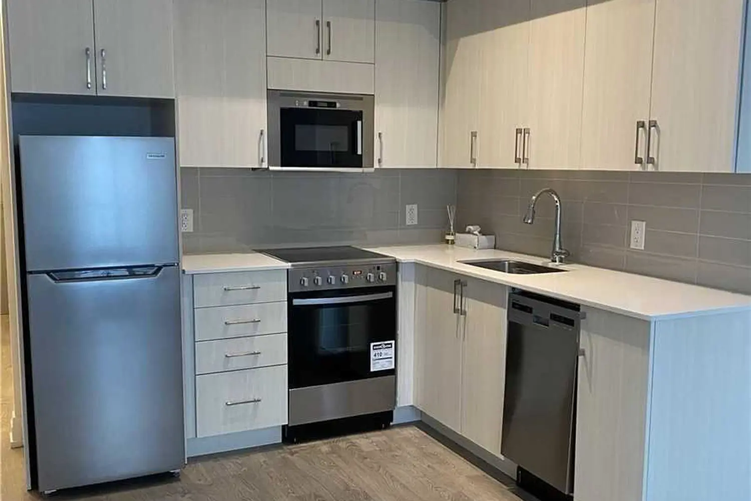 Additional image 5 of 591 Sheppard Avenue 503