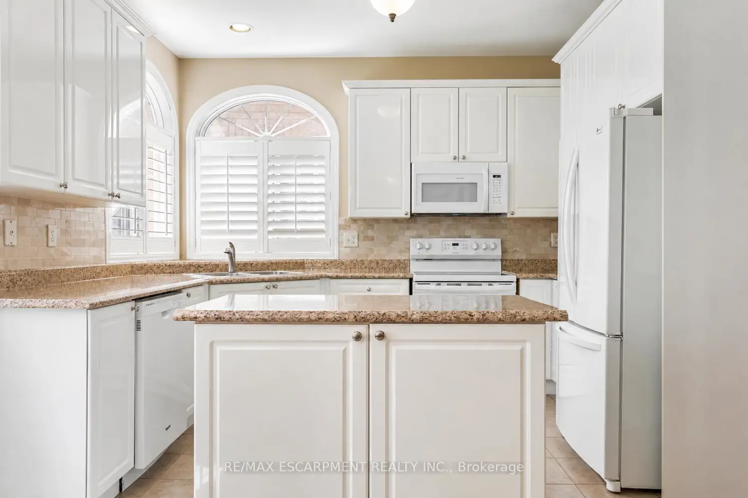 Additional image 4 of 2464 Pebblestone Court