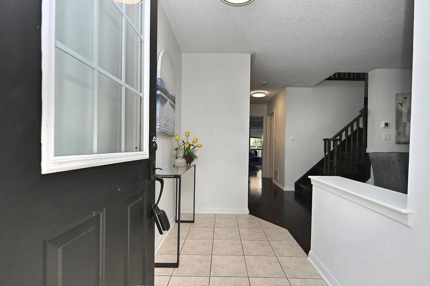 Additional image 4 of 2382 Falkland Crescent
