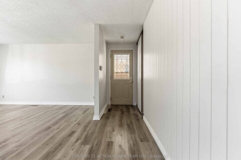 Additional image 8 of A-2178 Erinbrook Crescent, Ottawa, ON, K1B 4J4