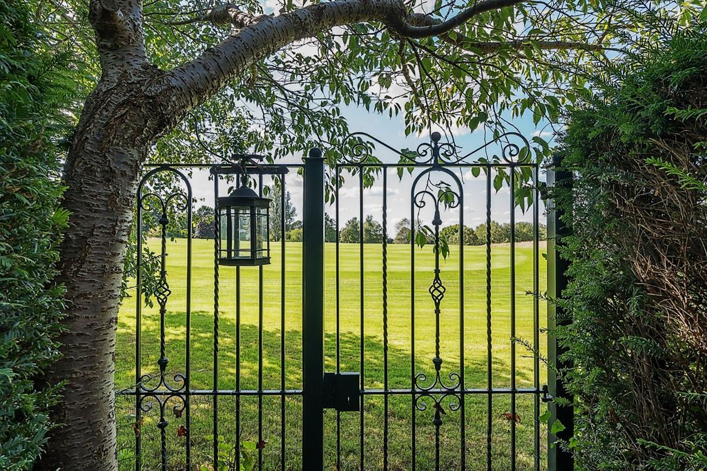 Additional image 23 of 7 bed detached house for saleWilderness Road, Chislehurst, Kent BR7