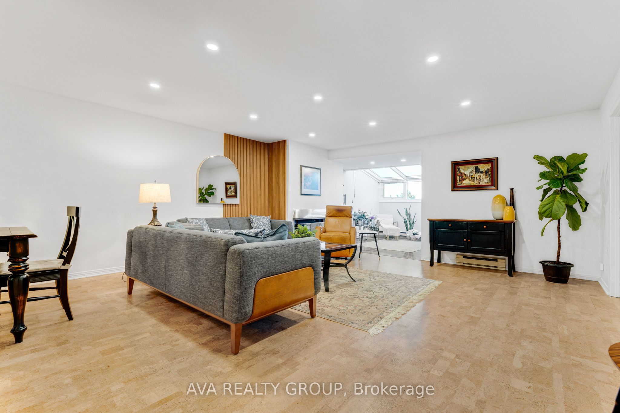 Additional image 5 of 7-106 Stratas Court N, Ottawa, ON, K2L 3K4