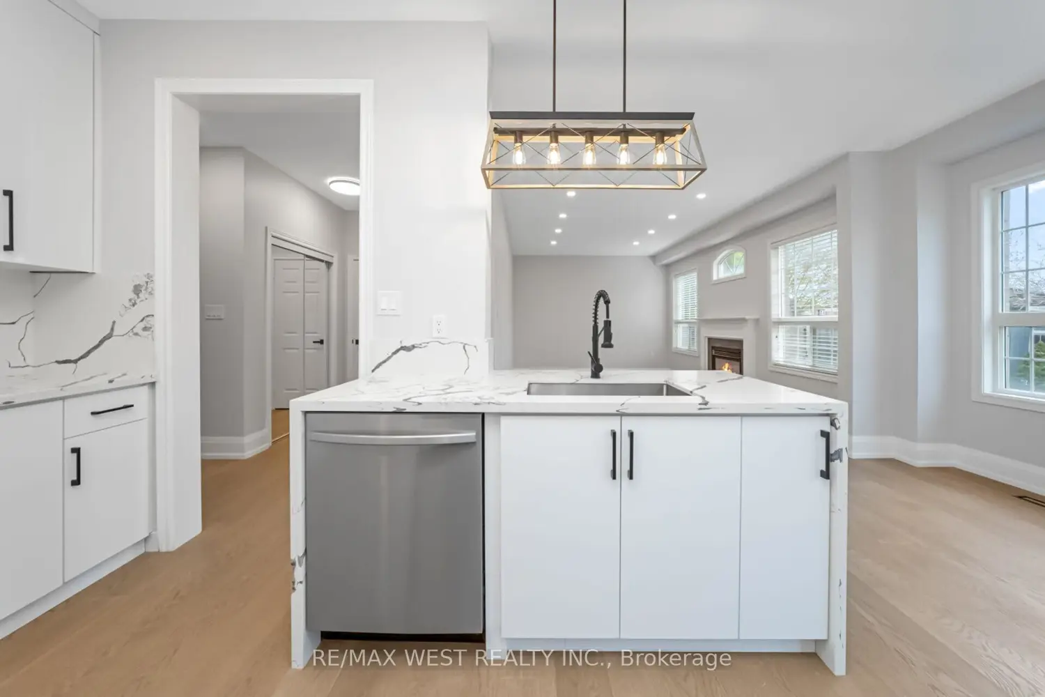 Additional image 5 of 5843 Rainspring Drive