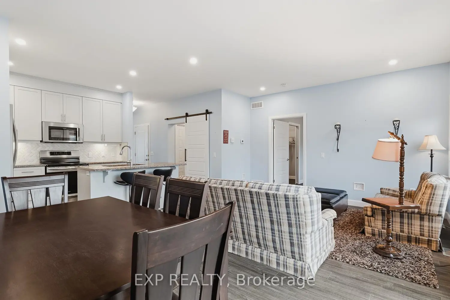 24 George Street 18 photo 4