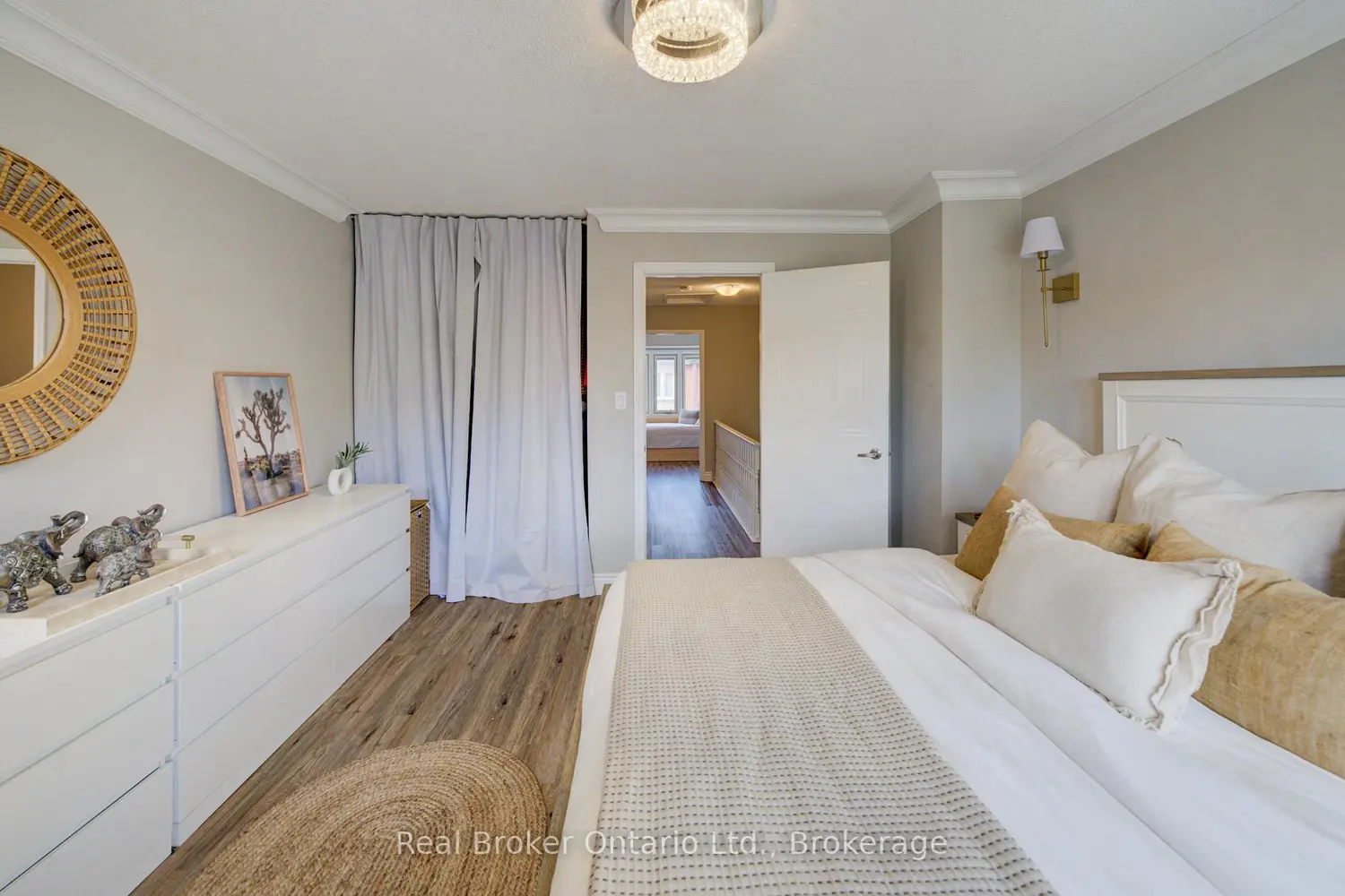 Additional image 8 of 895 Maple Avenue 617