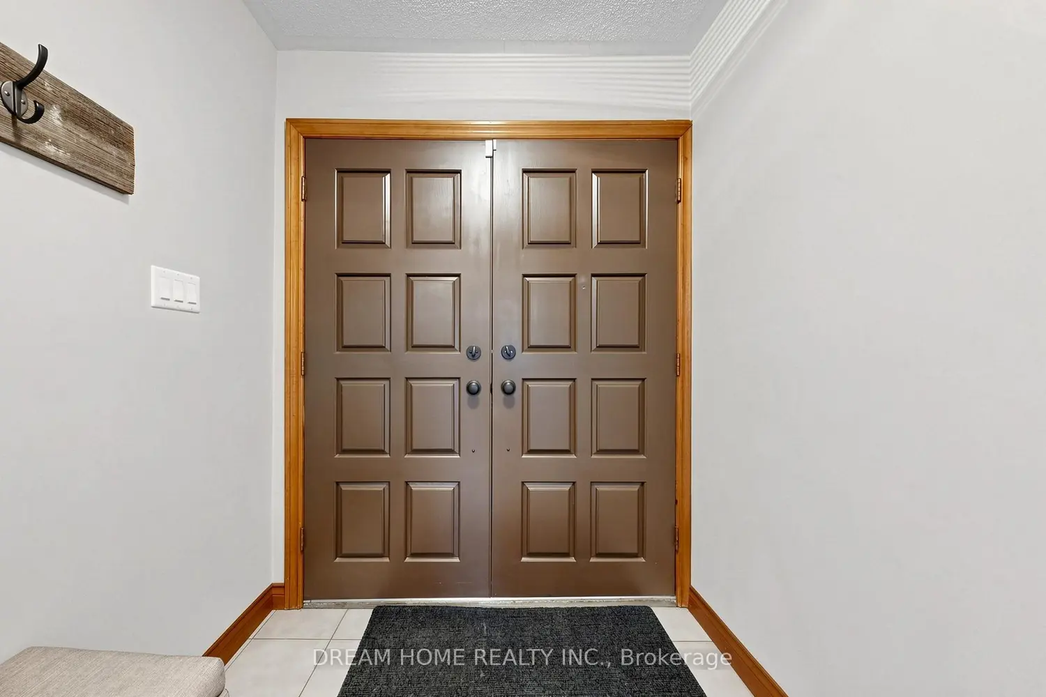 Additional image 3 of 312 Valeria Boulevard