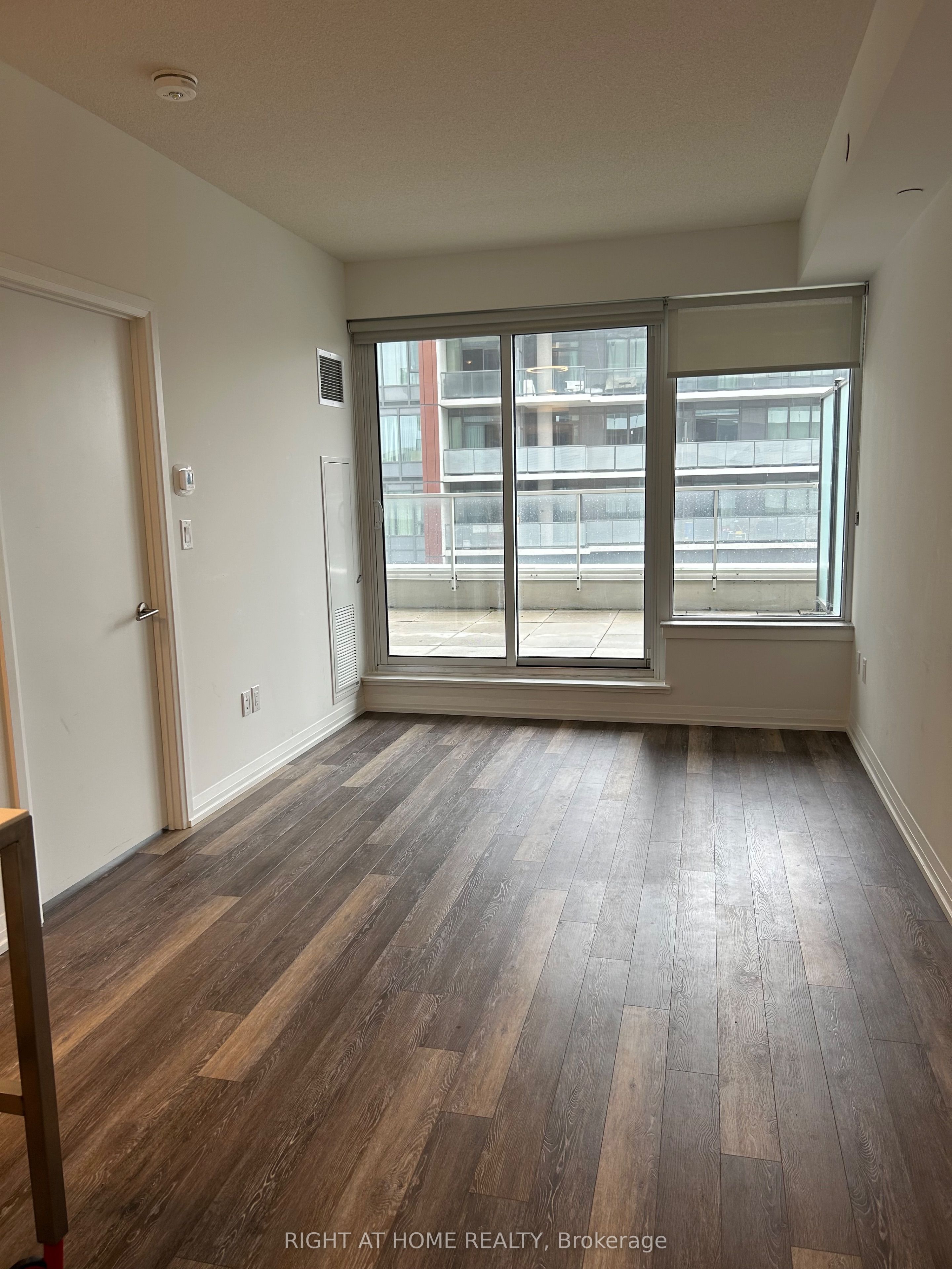 Additional image 3 of 308-75 Canterbury Place, Toronto, ON, M2N 0L2
