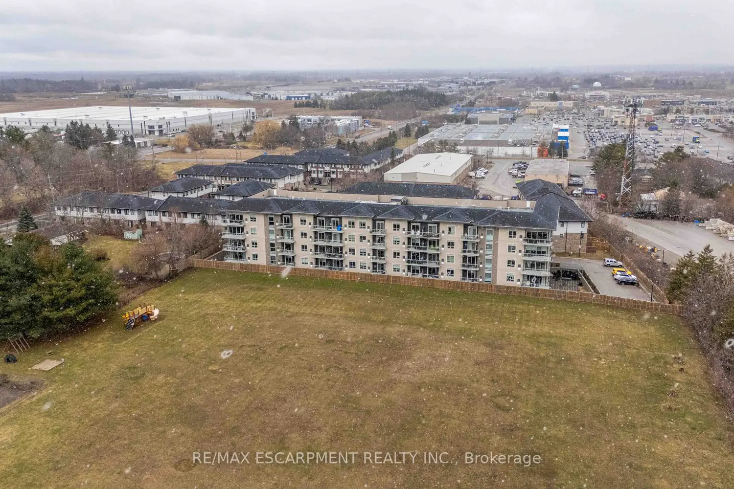 Additional image 17 of 16 Markle Crescent 504