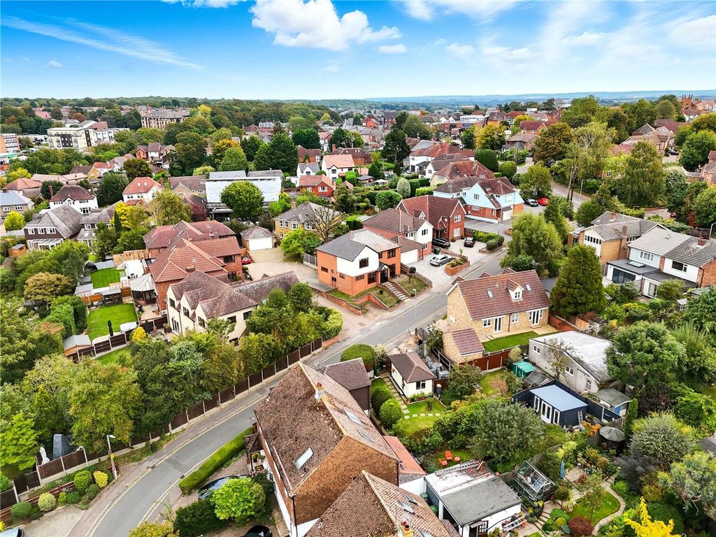 Additional image 5 of 4 bed detached house for saleSummerdale, Billericay CM12