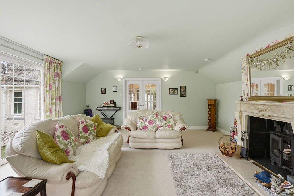 Additional image 6 of 4 bed detached bungalow for saleNether Auchlinsky Cottage, Dollar FK14