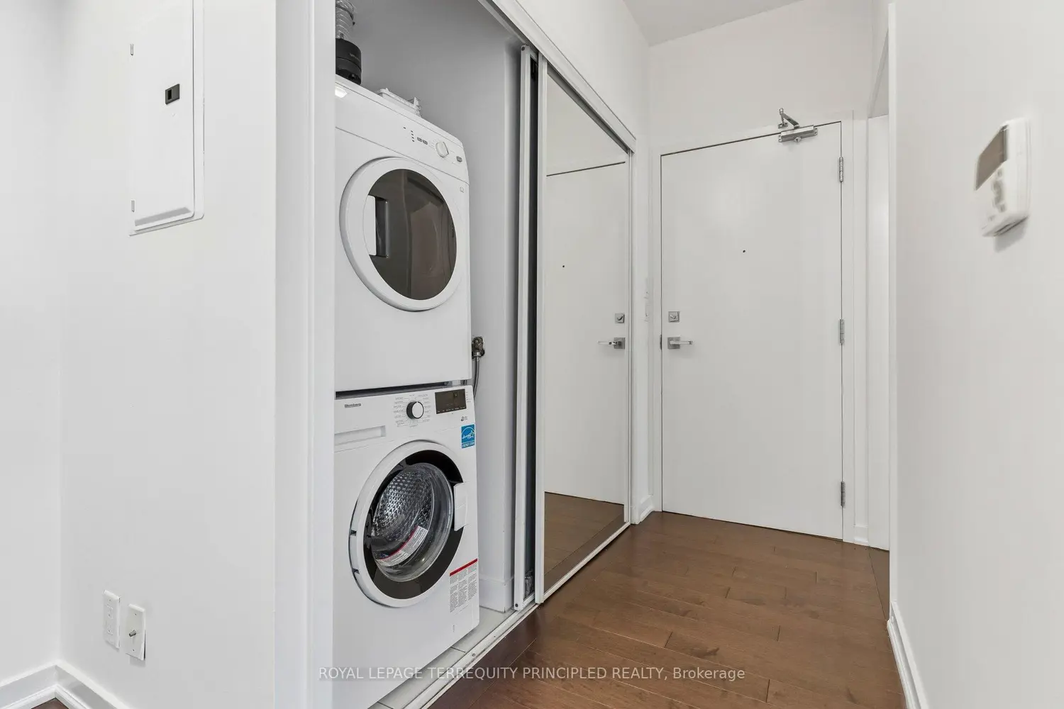 Additional image 8 of 12 York Street 307