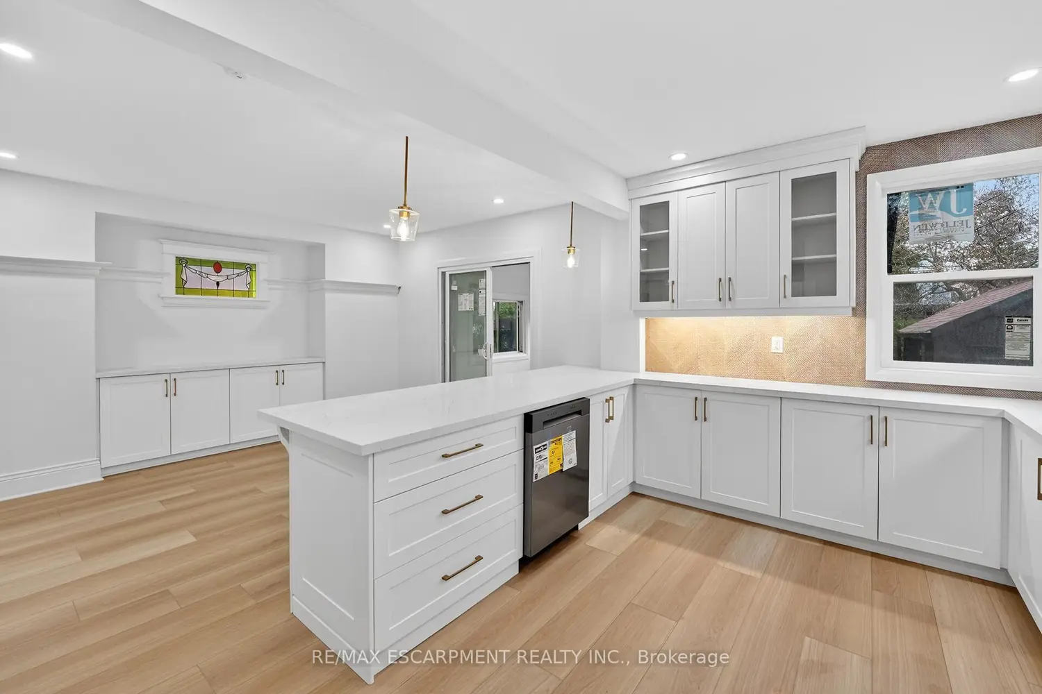 Additional image 10 of 101 Houghton Avenue