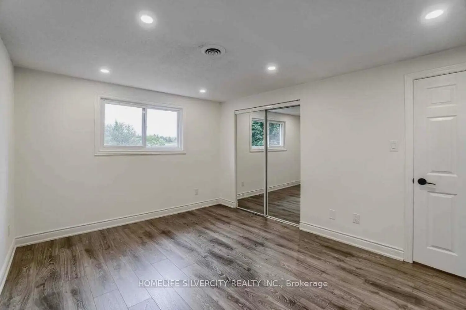 Additional image 5 of 731 Elgin Street