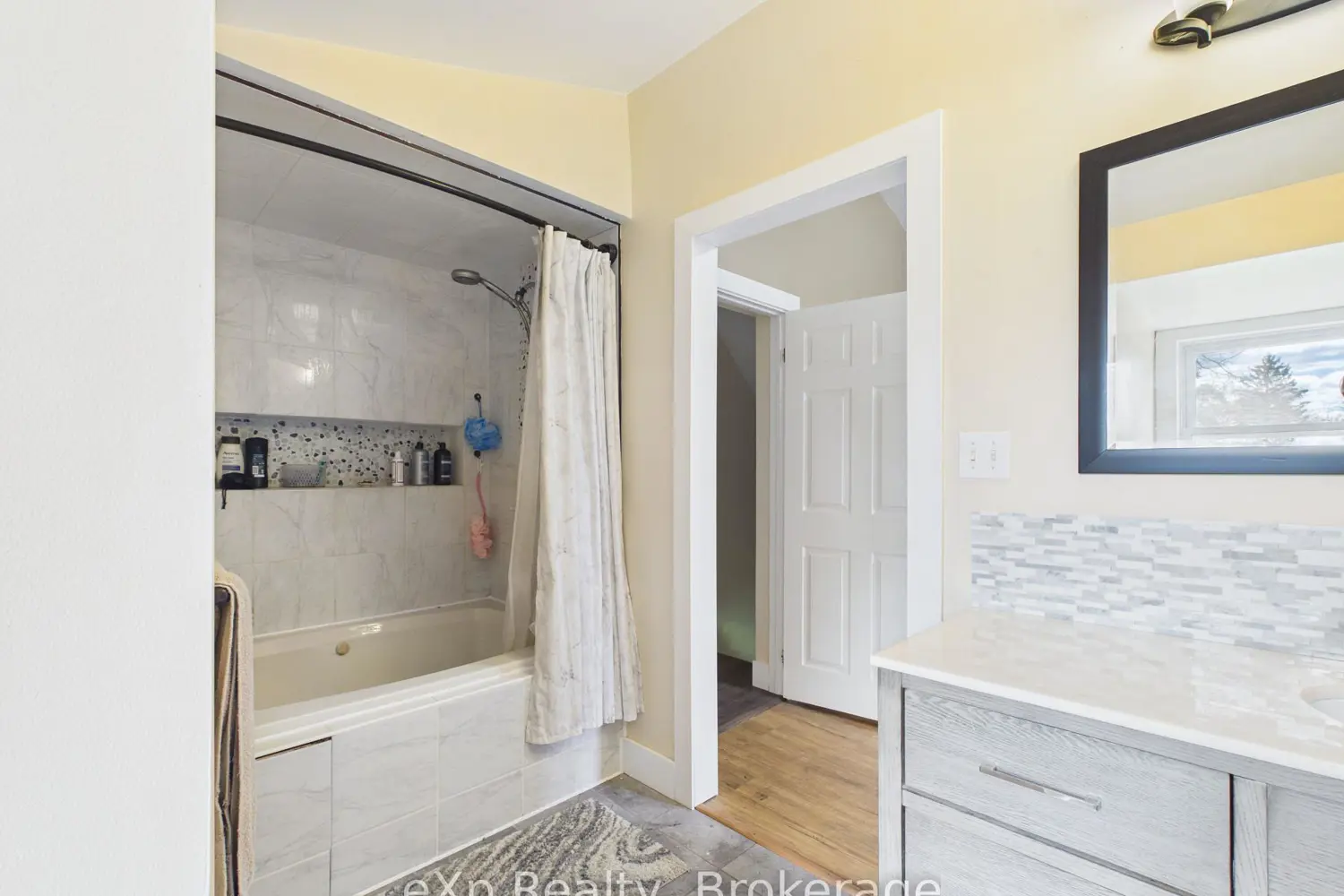 Additional image 12 of 569 Louisa Street