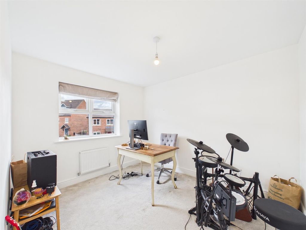 Additional image 9 of 4 bed semi-detached house to rentBarrowfield Drive, Stamford PE9
