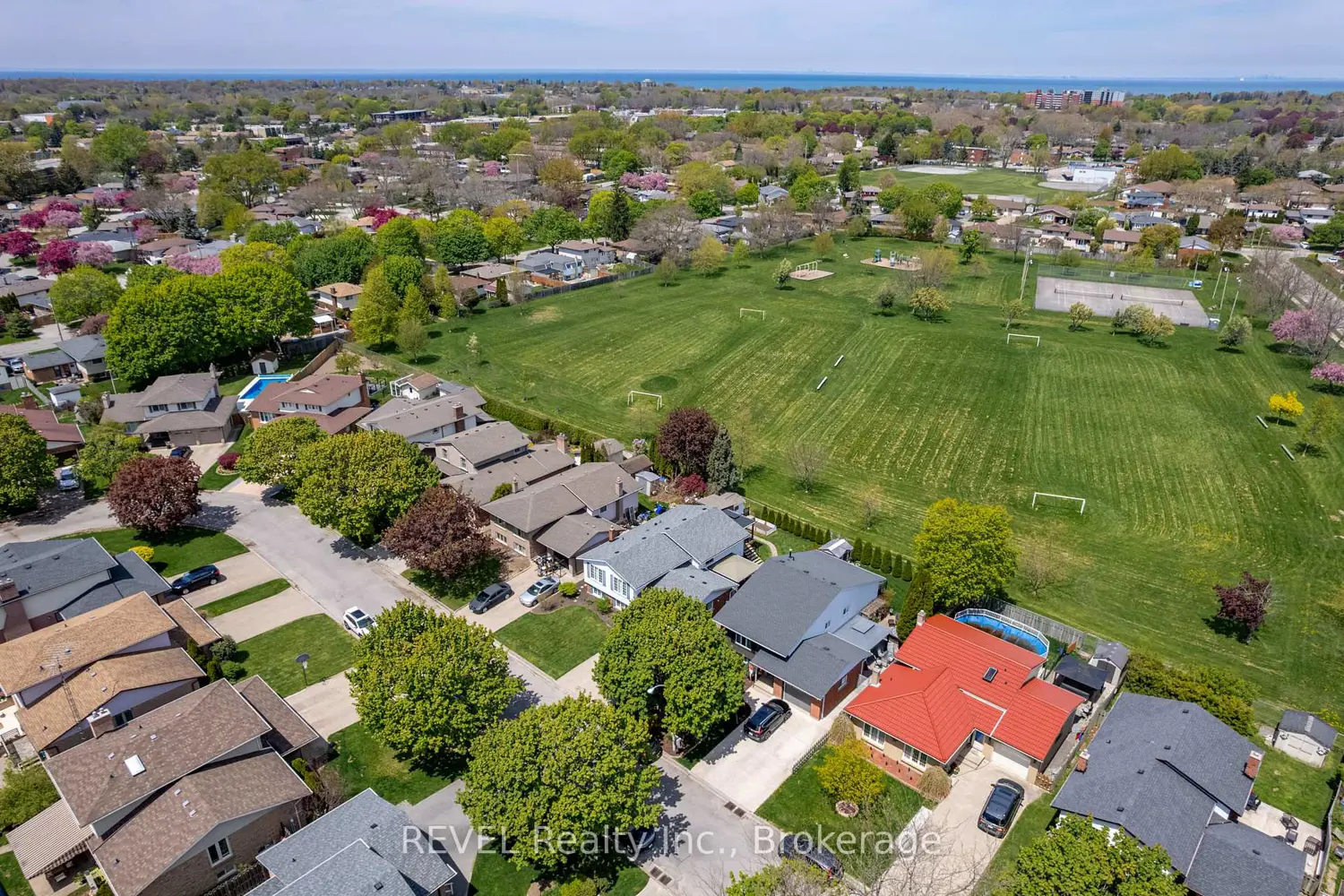 Additional image 11 of 9 Amberwood Court