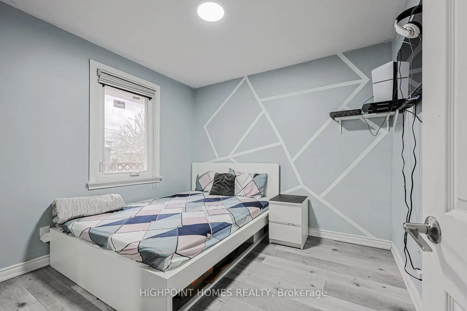 3 Mozart Avenue photo 5
